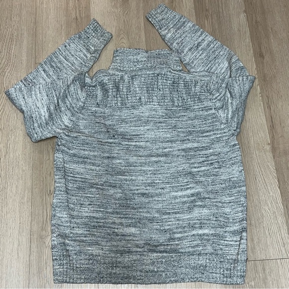 H&M Henley Sweater size XL - Picture 4 of 4